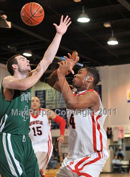Thumbnail 3 in Skyline vs. Harvard-Westlake (MaxPreps Holiday Classic) photogallery.