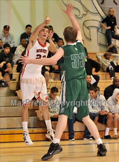 Thumbnail 2 in Skyline vs. Harvard-Westlake (MaxPreps Holiday Classic) photogallery.