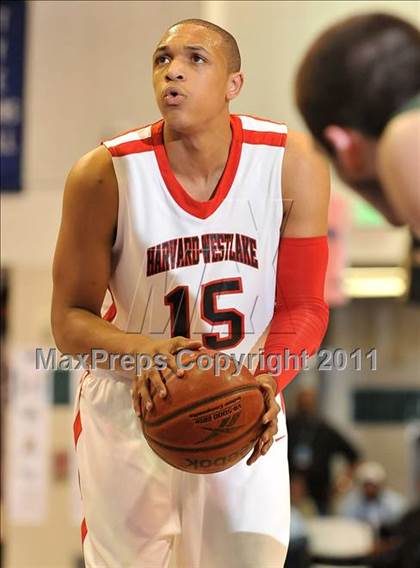 Thumbnail 1 in Skyline vs. Harvard-Westlake (MaxPreps Holiday Classic) photogallery.