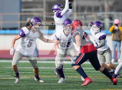 Thumbnail 3 in North Creek @ Kennedy Catholic (WIAA 4A Playoff) photogallery.
