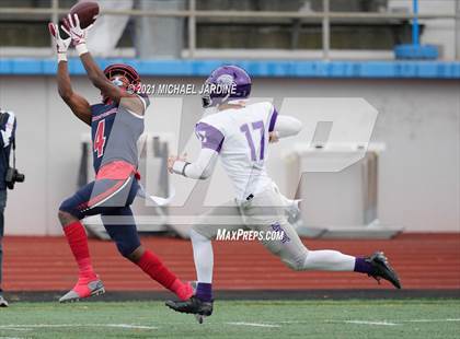 Thumbnail 3 in North Creek @ Kennedy Catholic (WIAA 4A Playoff) photogallery.