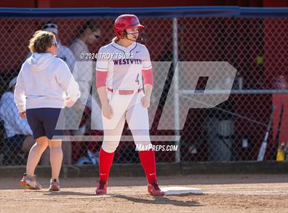 Thumbnail 3 in Ida B. Wells vs. Westview (OSAA 6A Round 1) photogallery.