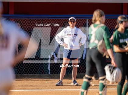 Thumbnail 3 in Ida B. Wells vs. Westview (OSAA 6A Round 1) photogallery.