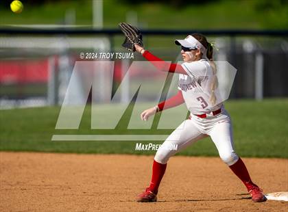 Thumbnail 1 in Ida B. Wells vs. Westview (OSAA 6A Round 1) photogallery.