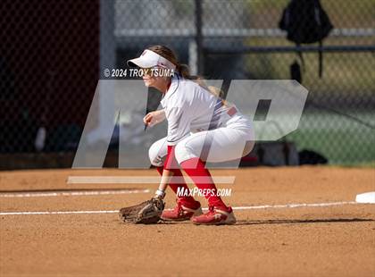 Thumbnail 3 in Ida B. Wells vs. Westview (OSAA 6A Round 1) photogallery.
