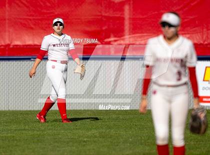 Thumbnail 3 in Ida B. Wells vs. Westview (OSAA 6A Round 1) photogallery.