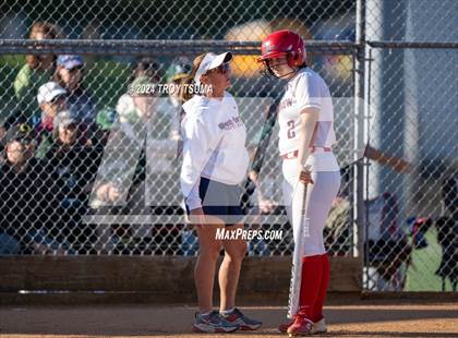 Thumbnail 1 in Ida B. Wells vs. Westview (OSAA 6A Round 1) photogallery.