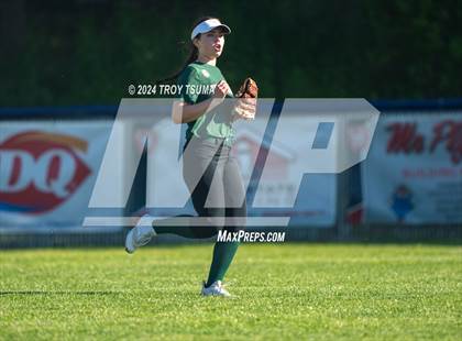 Thumbnail 2 in Ida B. Wells vs. Westview (OSAA 6A Round 1) photogallery.