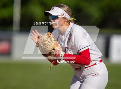 Thumbnail 1 in Ida B. Wells vs. Westview (OSAA 6A Round 1) photogallery.