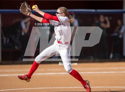 Thumbnail 1 in Ida B. Wells vs. Westview (OSAA 6A Round 1) photogallery.