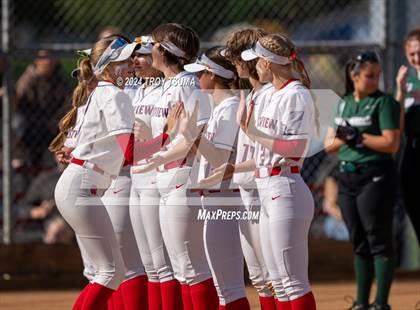Thumbnail 3 in Ida B. Wells vs. Westview (OSAA 6A Round 1) photogallery.