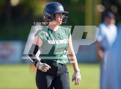 Thumbnail 1 in Ida B. Wells vs. Westview (OSAA 6A Round 1) photogallery.