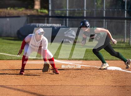 Thumbnail 3 in Ida B. Wells vs. Westview (OSAA 6A Round 1) photogallery.