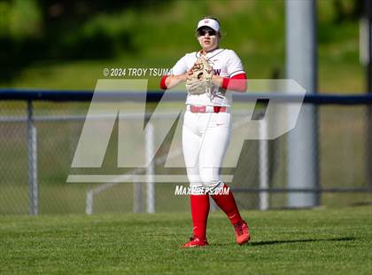 Thumbnail 2 in Ida B. Wells vs. Westview (OSAA 6A Round 1) photogallery.