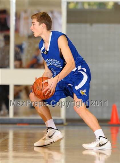 Thumbnail 2 in Rancho Cucamonga vs. Pleasant Grove (Maxpreps Holiday Classic) photogallery.