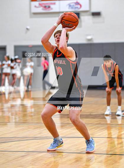 Thumbnail 1 in Caldwell vs Smithville photogallery.