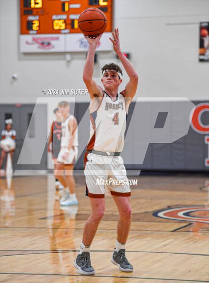 Thumbnail 3 in Caldwell vs Smithville photogallery.