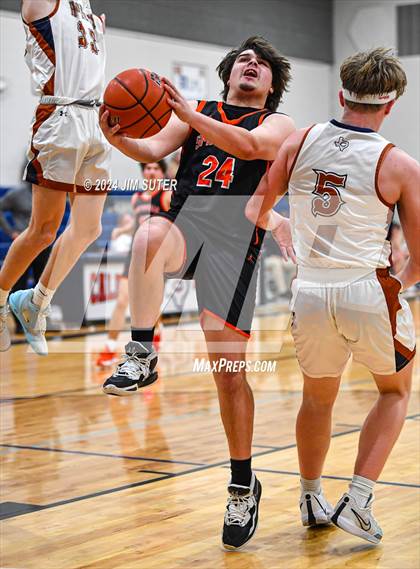Thumbnail 3 in Caldwell vs Smithville photogallery.