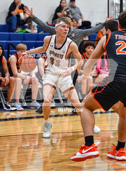 Thumbnail 2 in Caldwell vs Smithville photogallery.