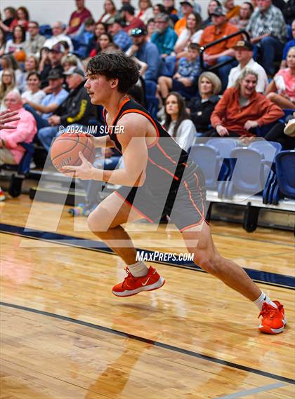 Thumbnail 2 in Caldwell vs Smithville photogallery.