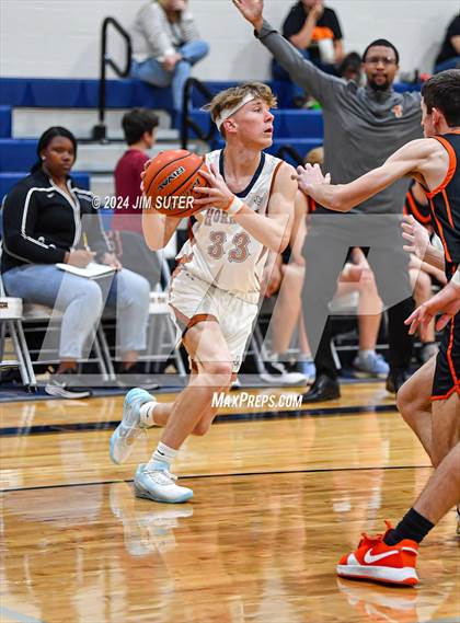 Thumbnail 3 in Caldwell vs Smithville photogallery.
