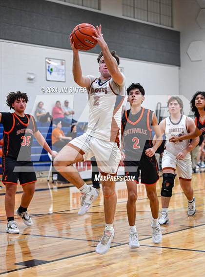 Thumbnail 3 in Caldwell vs Smithville photogallery.