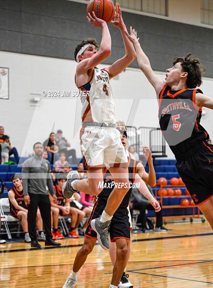Thumbnail 2 in Caldwell vs Smithville photogallery.