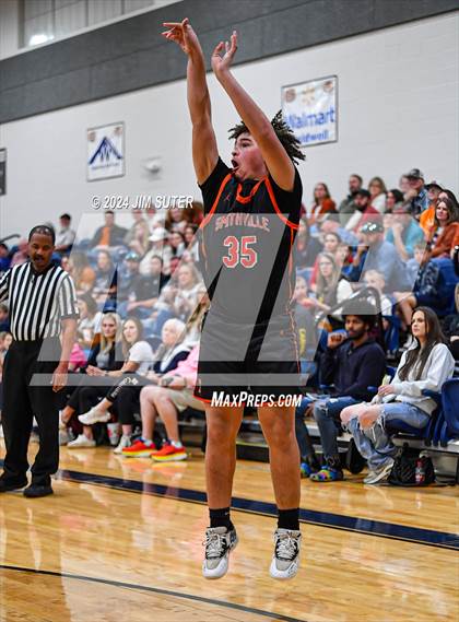 Thumbnail 1 in Caldwell vs Smithville photogallery.