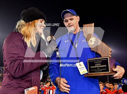 Thumbnail 1 in Helix vs. Folsom (CIF State D1-AA Final) photogallery.