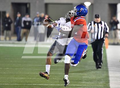 Thumbnail 3 in Helix vs. Folsom (CIF State D1-AA Final) photogallery.