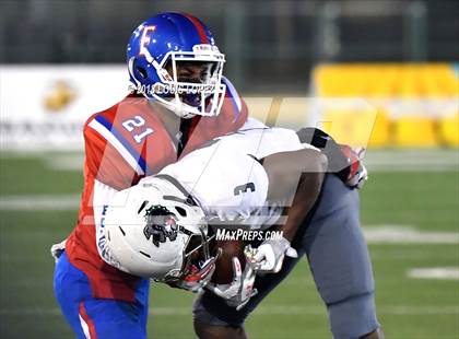 Thumbnail 1 in Helix vs. Folsom (CIF State D1-AA Final) photogallery.