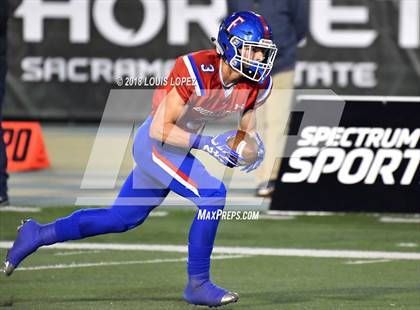 Thumbnail 2 in Helix vs. Folsom (CIF State D1-AA Final) photogallery.