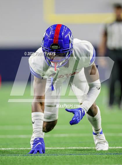 Thumbnail 1 in Spring vs. Duncanville (UIL 6A Region Playoff) photogallery.