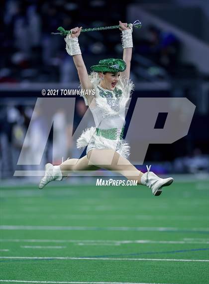Thumbnail 2 in Spring vs. Duncanville (UIL 6A Region Playoff) photogallery.