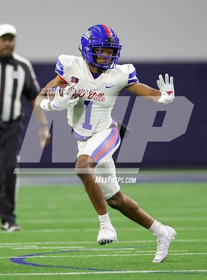 Thumbnail 2 in Spring vs. Duncanville (UIL 6A Region Playoff) photogallery.