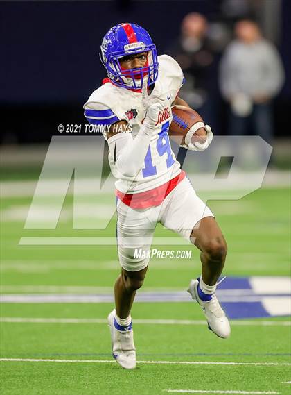 Thumbnail 2 in Spring vs. Duncanville (UIL 6A Region Playoff) photogallery.