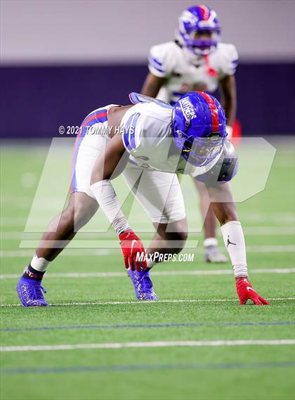 Thumbnail 1 in Spring vs. Duncanville (UIL 6A Region Playoff) photogallery.