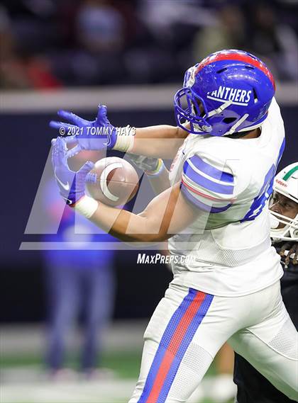 Thumbnail 3 in Spring vs. Duncanville (UIL 6A Region Playoff) photogallery.