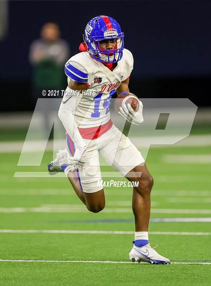 Thumbnail 2 in Spring vs. Duncanville (UIL 6A Region Playoff) photogallery.