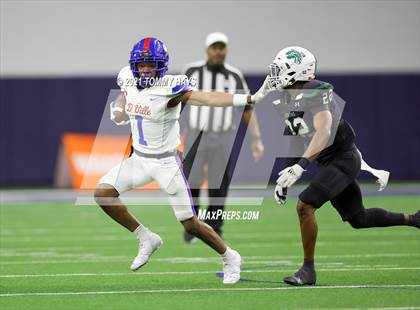 Thumbnail 2 in Spring vs. Duncanville (UIL 6A Region Playoff) photogallery.