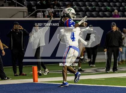 Thumbnail 2 in Spring vs. Duncanville (UIL 6A Region Playoff) photogallery.