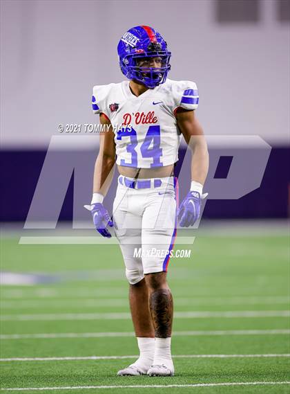 Thumbnail 2 in Spring vs. Duncanville (UIL 6A Region Playoff) photogallery.