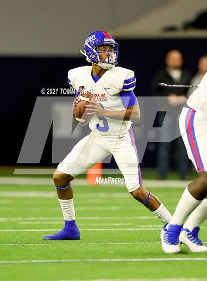 Thumbnail 1 in Spring vs. Duncanville (UIL 6A Region Playoff) photogallery.