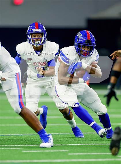 Thumbnail 3 in Spring vs. Duncanville (UIL 6A Region Playoff) photogallery.