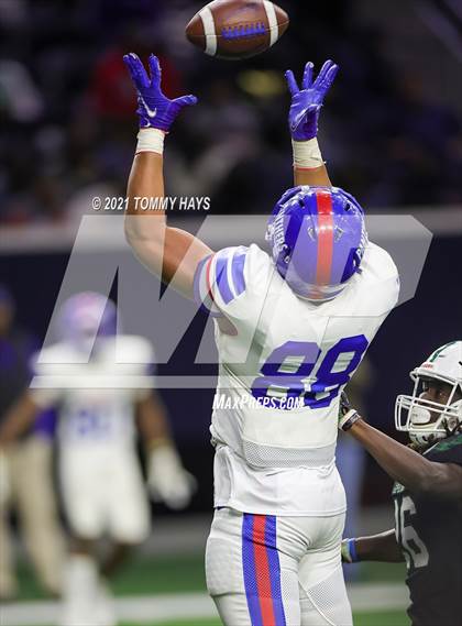 Thumbnail 2 in Spring vs. Duncanville (UIL 6A Region Playoff) photogallery.