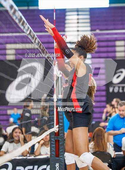 Thumbnail 3 in Marist vs. Cornerstone Christian (Durango Fall Classic) photogallery.