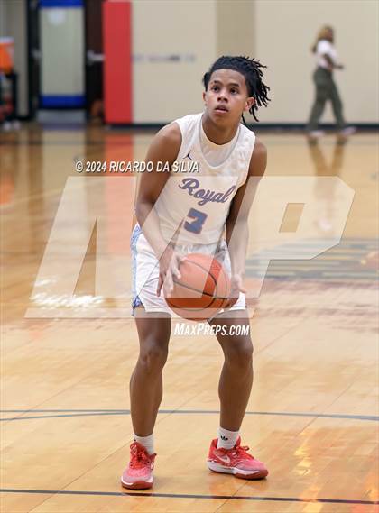 Thumbnail 3 in Royal vs Sealy photogallery.