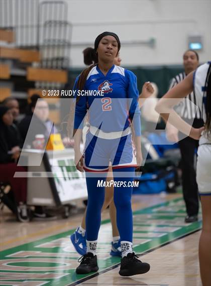 Thumbnail 2 in San Diego vs. Crawford (Mlk showcase) photogallery.