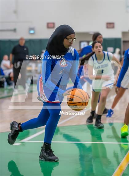 Thumbnail 2 in San Diego vs. Crawford (Mlk showcase) photogallery.