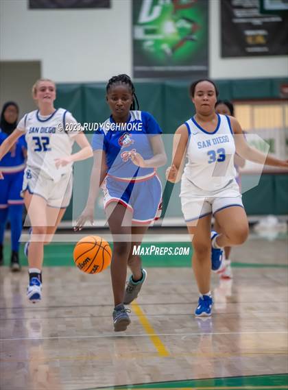 Thumbnail 1 in San Diego vs. Crawford (Mlk showcase) photogallery.